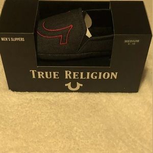 True Religion Men's Slippers Size Medium 9-10